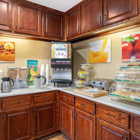 Quality Inn Cheraw Экстерьер фото