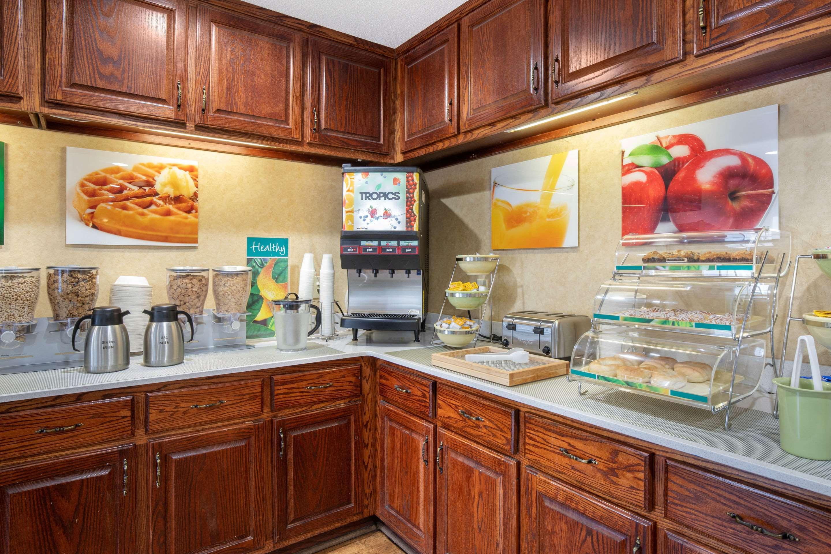 Quality Inn Cheraw Экстерьер фото