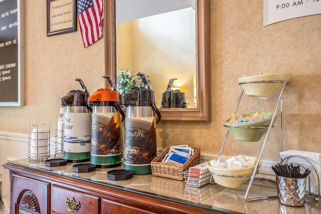 Quality Inn Cheraw Интерьер фото